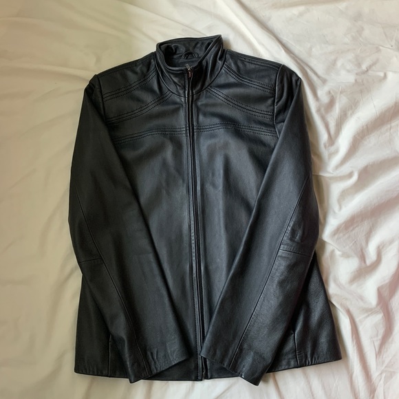 Trendy Black Leather Zip Jacket - Nicole Miller - Picture 4 of 5